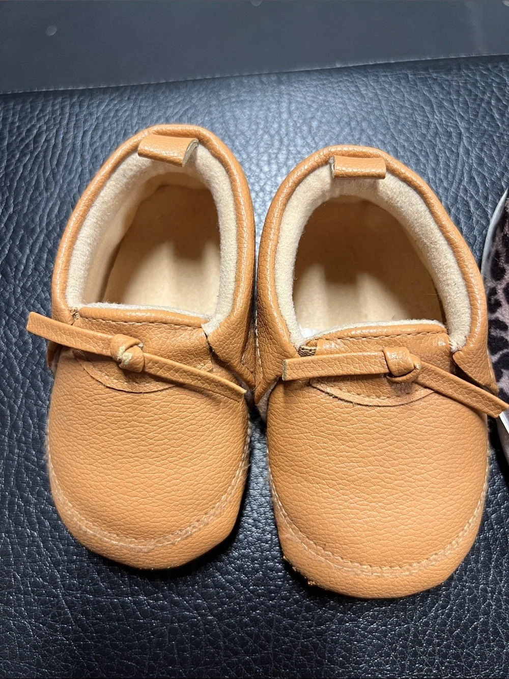 Baby Girls Walker shoes 6-9month size good condition